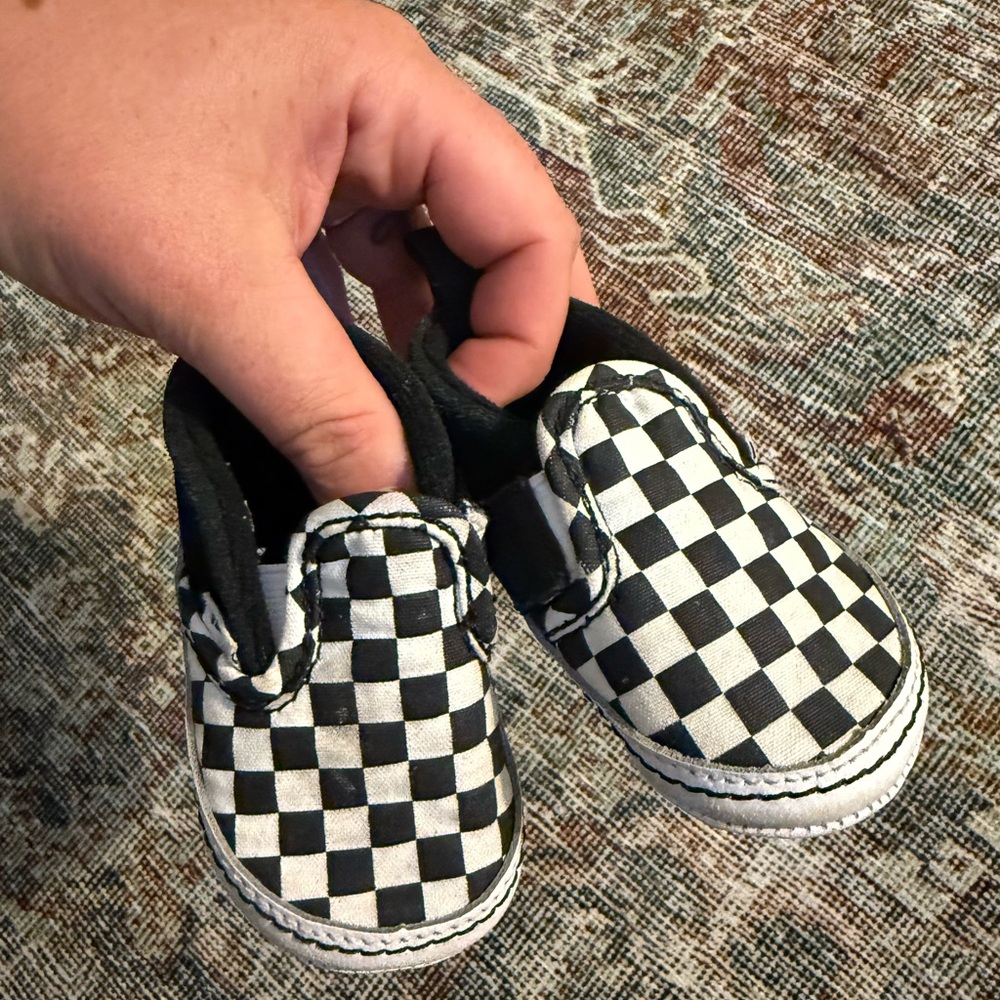 Vans Infant Baby Size 3 US Black White Checkered Classic Slip-On Crib Soft Shoes